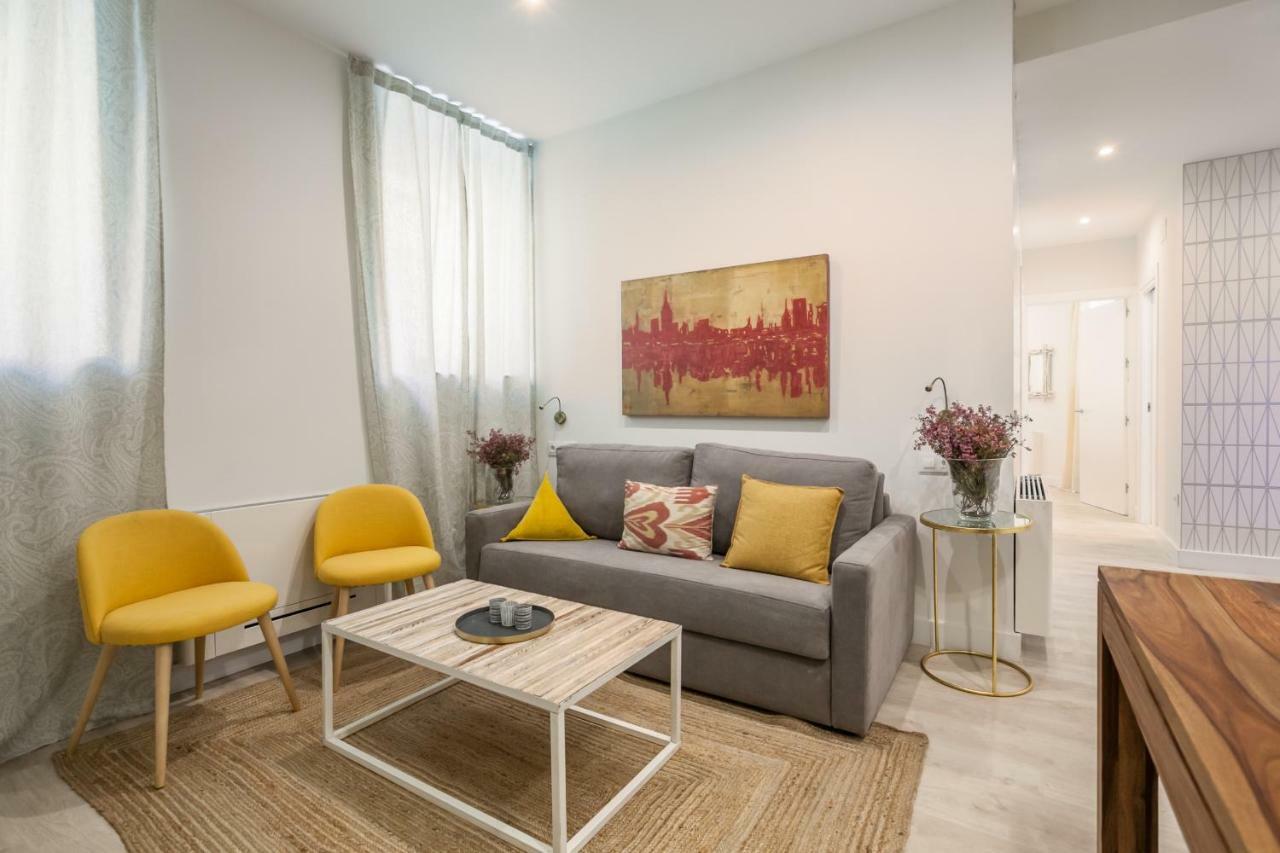 Apartamentos Rg Suites Jardines De Murillo Sevilla Exterior foto